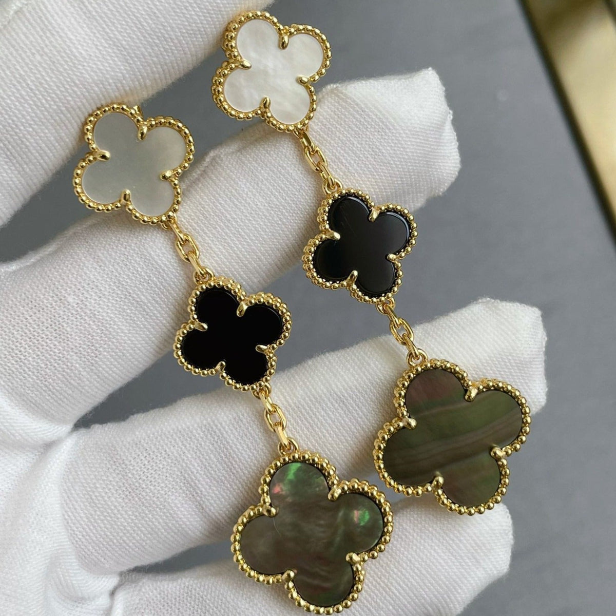 Van Cleef & Arpels CLOVER 3 MOTIF MOP ONYX DARK MOP PINK GOLD EARRINGS