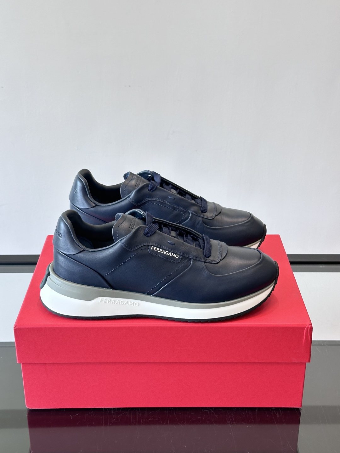 Ferragamo Men's Low-Top Lace-Up Sneakers