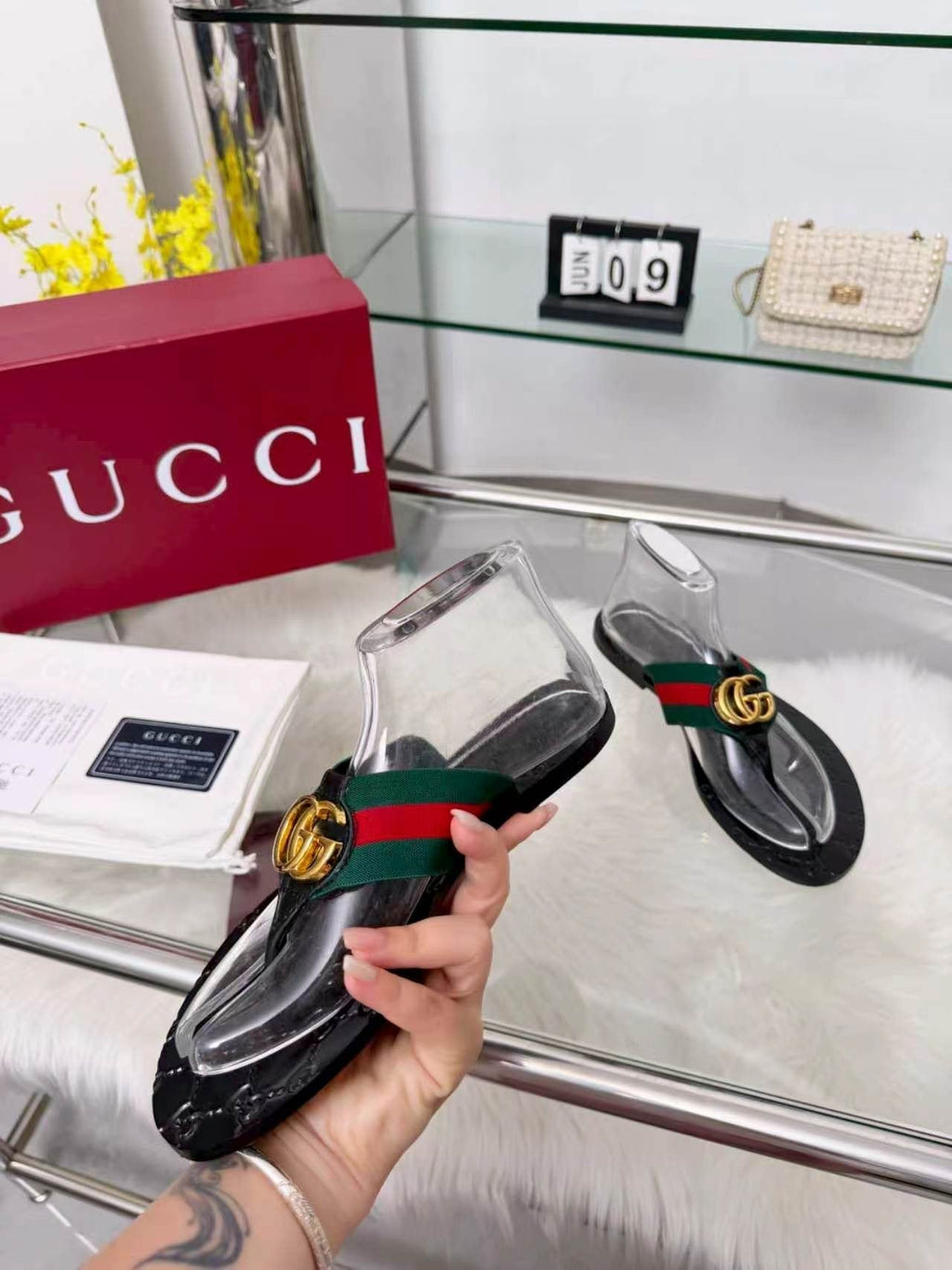 Gucci Green-Red Strap Thong Sandals